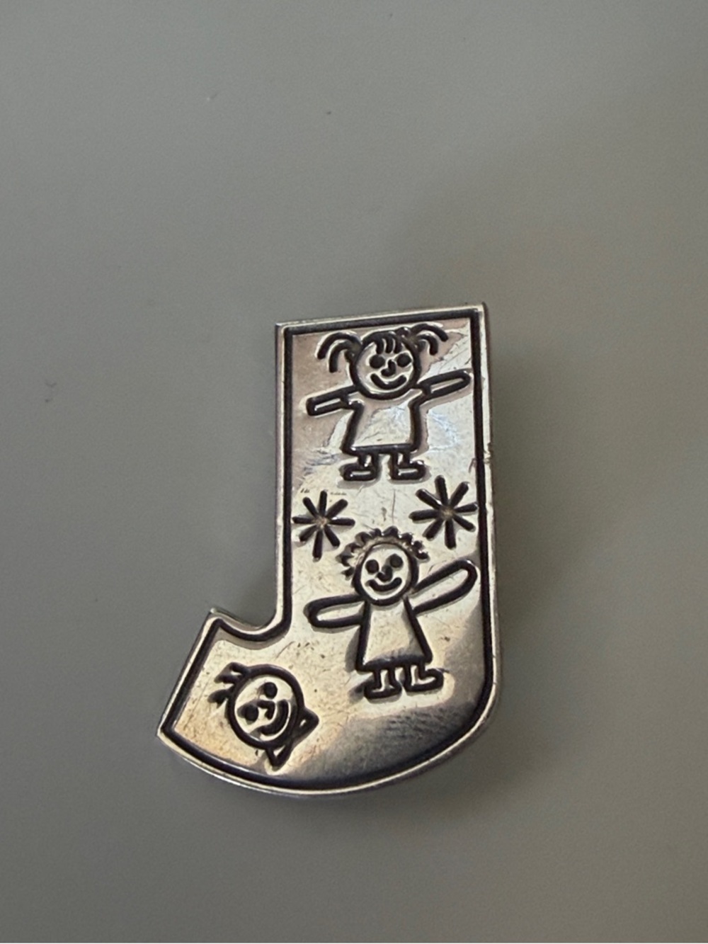 925 Sterling Silver Pin 👧